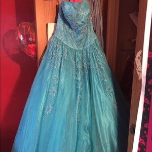 Blue Prom dress